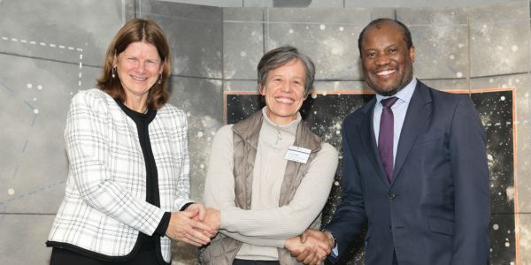 DVC Prof Lynn Morris, clinician scientist NSTF-South32 winner Dr June Fabian, VC Prof. Zeblon Vilakazi 600X300